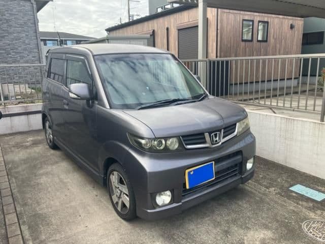Car image 1