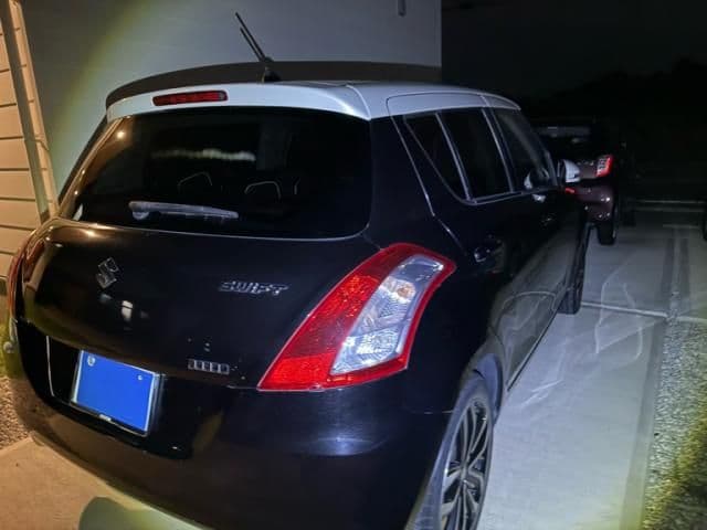 Car thumbnail 4