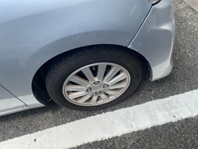 Car thumbnail 3