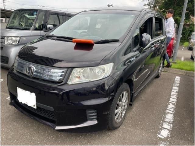 HONDA FREED Spike HYBRID