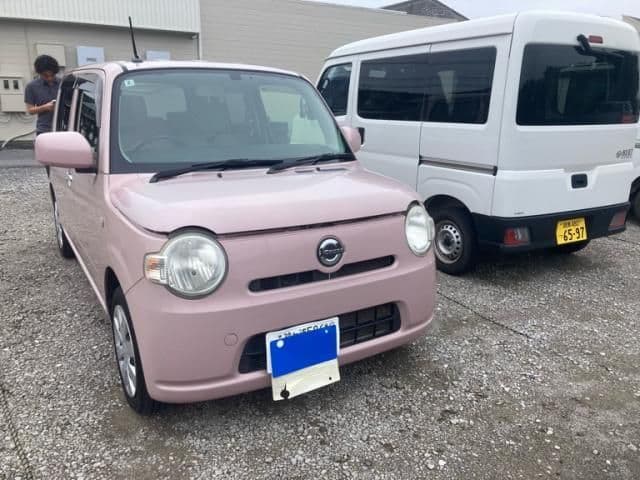 Car thumbnail 3
