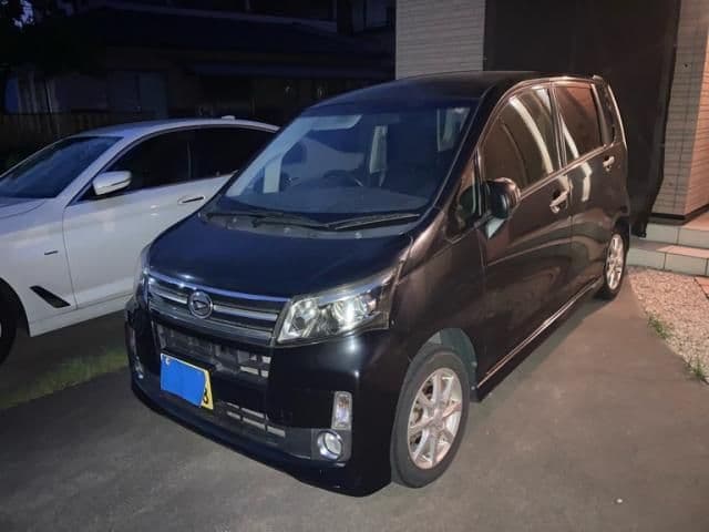 DAIHATSU MOVE CUSTOM