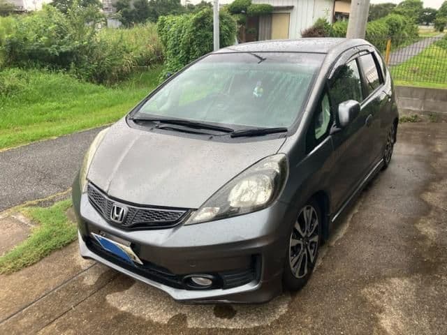 Car thumbnail 3