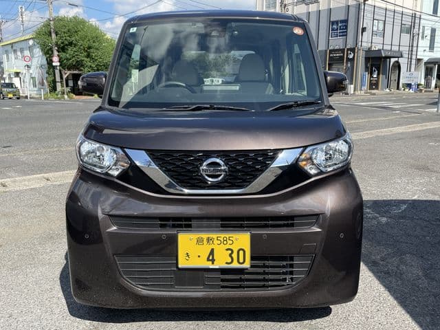 NISSAN