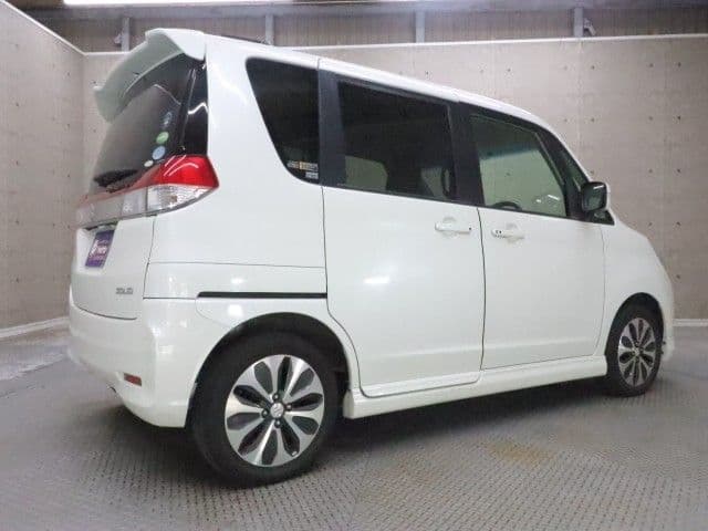 Car thumbnail 2