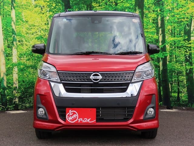 NISSAN