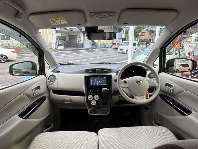NISSAN