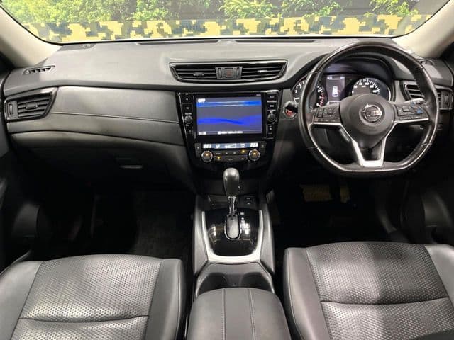 NISSAN
