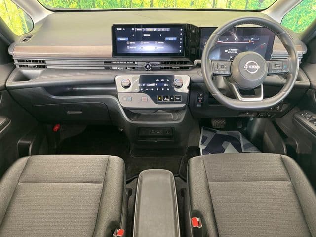 NISSAN