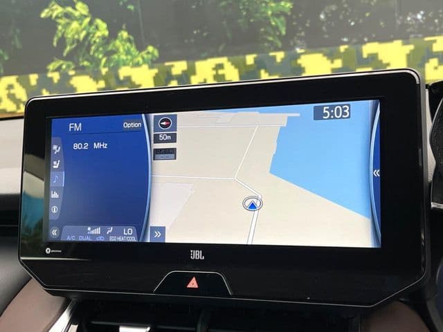 Car thumbnail 4