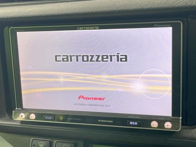 Car thumbnail 3