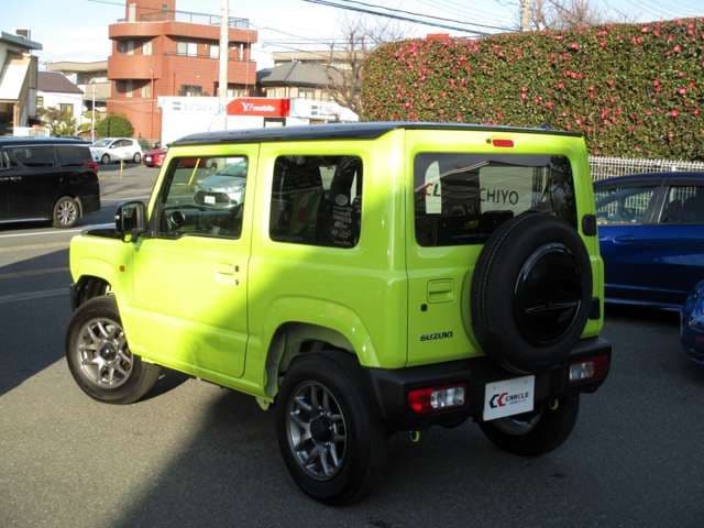 Car thumbnail 3
