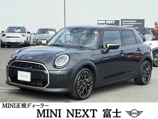 Car image 1