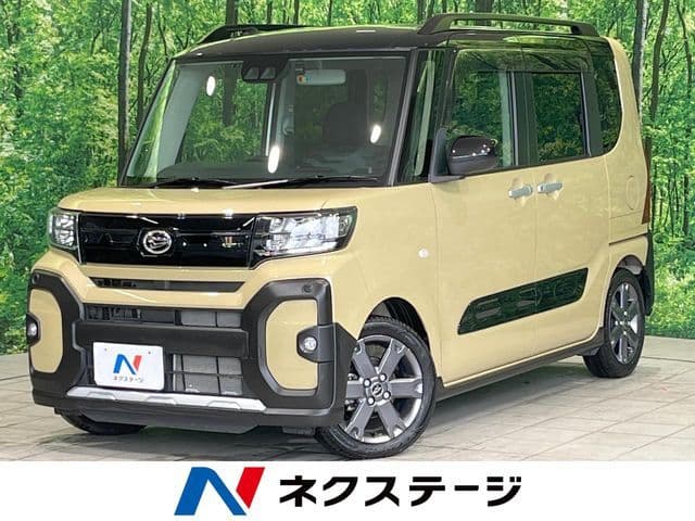 DAIHATSU TANTO FAN CROSS