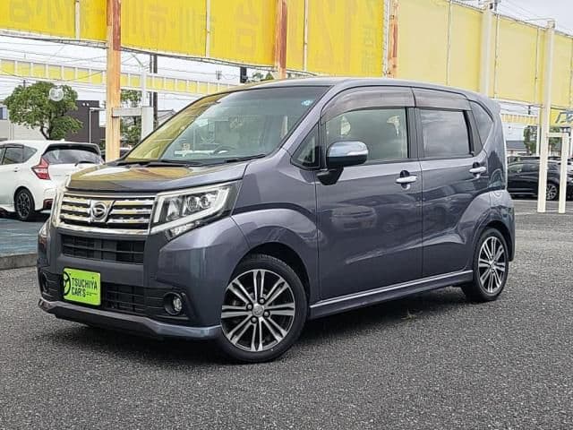 DAIHATSU MOVE CUSTOM
