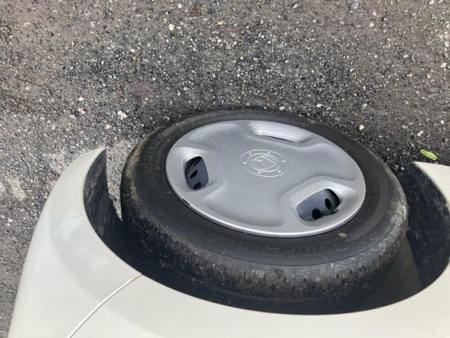 Car thumbnail 3