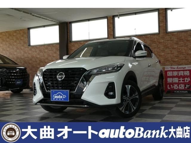 NISSAN KICKS