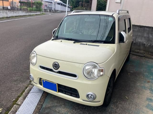 Car thumbnail 3