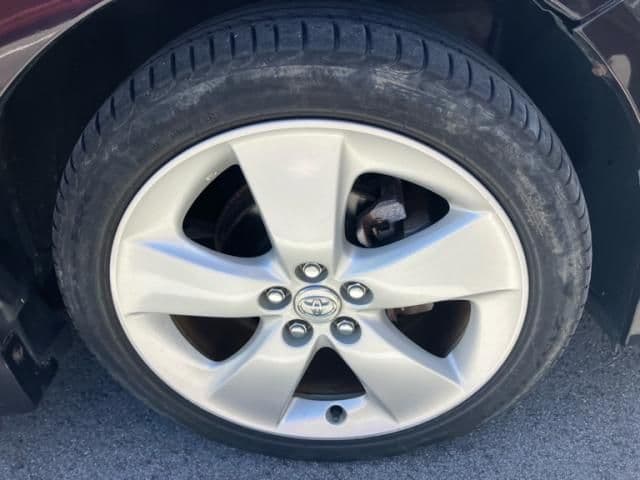 Car thumbnail 3