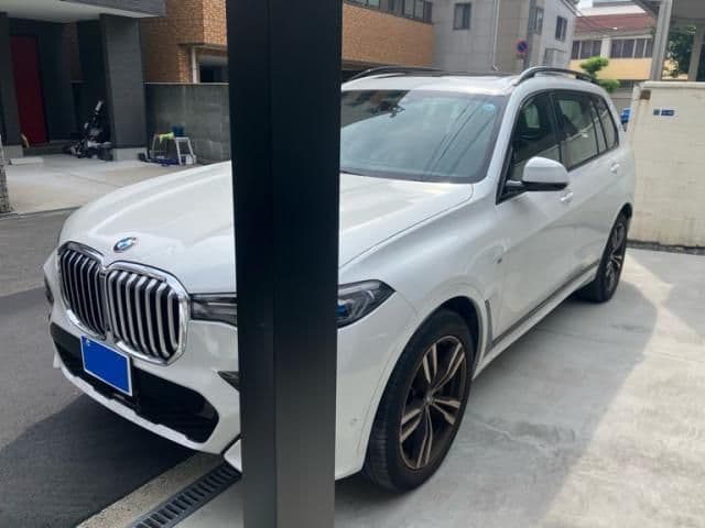 Car thumbnail 3