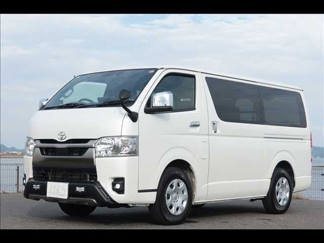 TOYOTA HIACE van 2WD