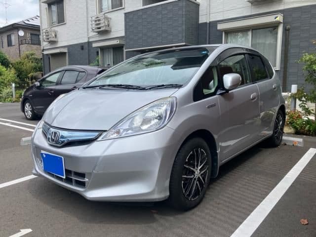 Car image 1