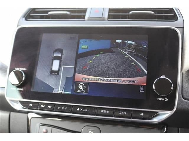 Car thumbnail 4