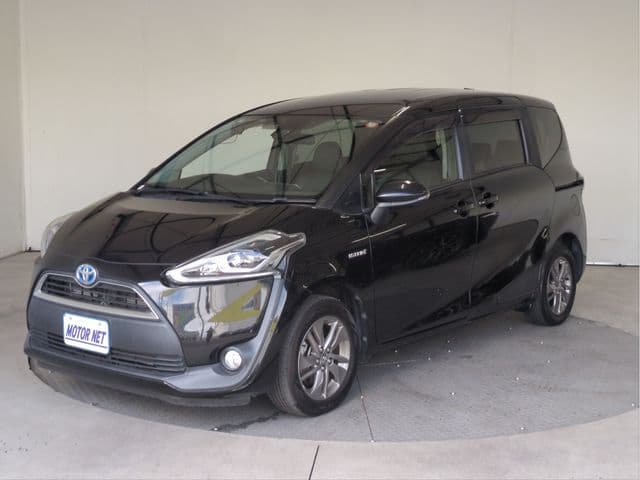 TOYOTA SIENTA HYBRID
