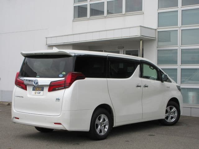 Car thumbnail 3