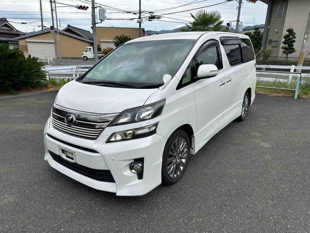 TOYOTA VELLFIRE