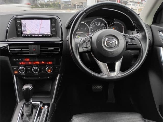 Car thumbnail 4