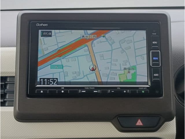 Car thumbnail 4