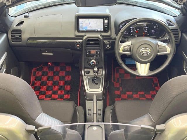Car thumbnail 2