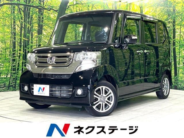HONDA N BOX CUSTOM 4WD