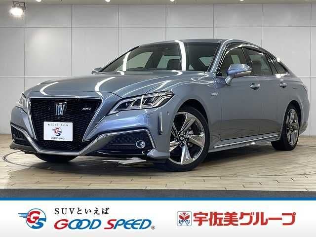 TOYOTA CROWN sedan hybrid