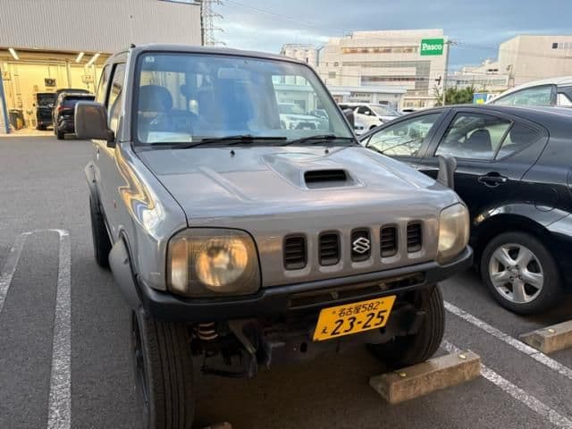 SUZUKI