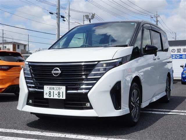 NISSAN SERENA  WG 4WD