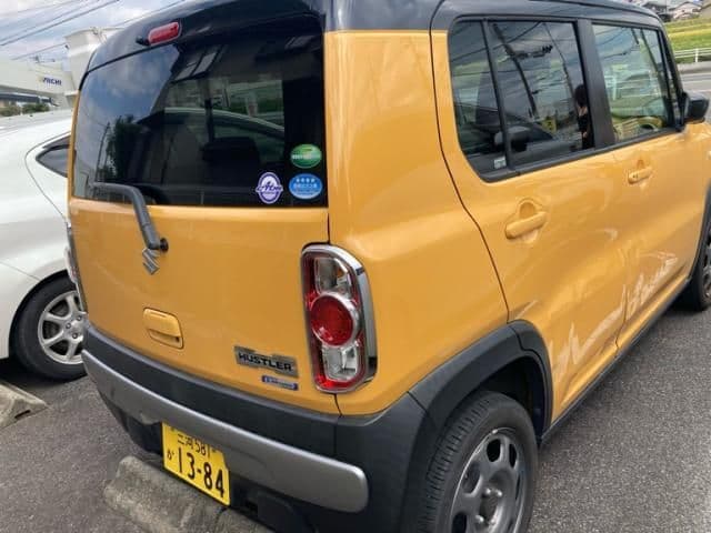 Car thumbnail 3