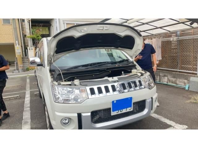 MITSUBISHI DELICA D:5 4WD