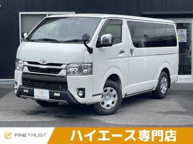 TOYOTA HIACE van 4WD