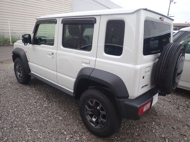 Car thumbnail 4