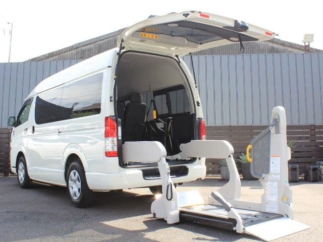 TOYOTA HIACE van 2WD