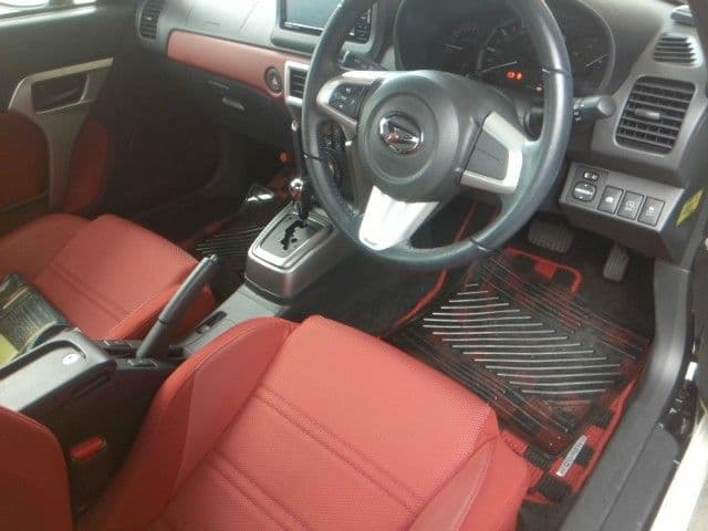 Car thumbnail 2