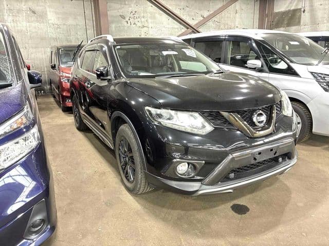 NISSAN X-TRAIL HYBRID 4WD