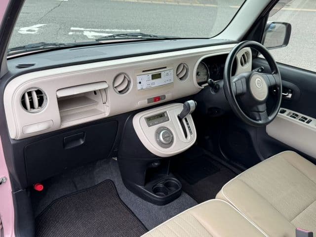 Car thumbnail 3