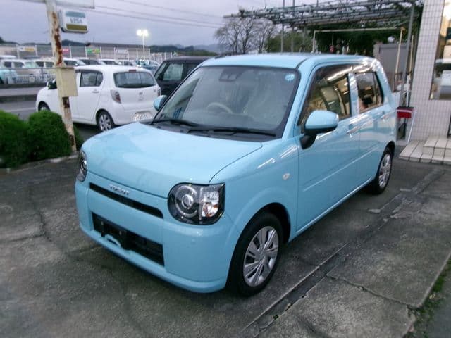 Car thumbnail 3