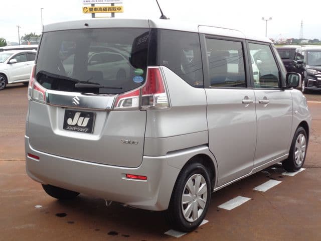 Car thumbnail 3