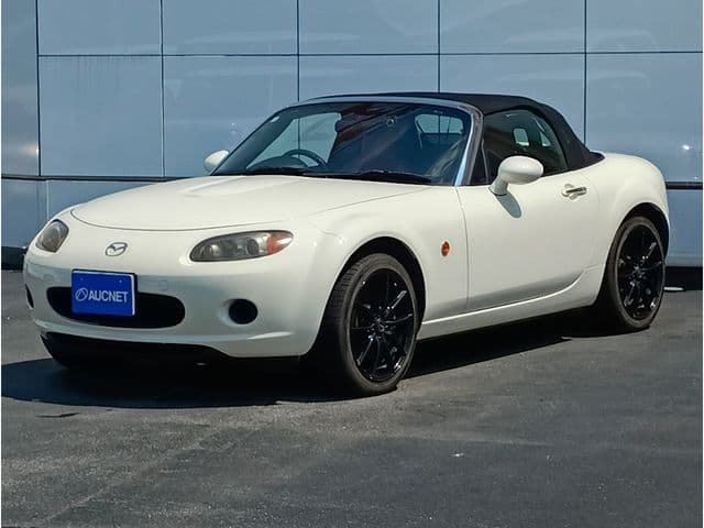 MAZDA ROADSTER