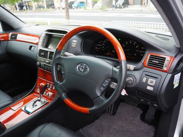 Car thumbnail 2