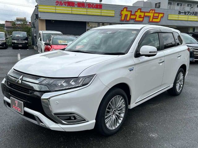 MITSUBISHI OUTLANDER PHEV